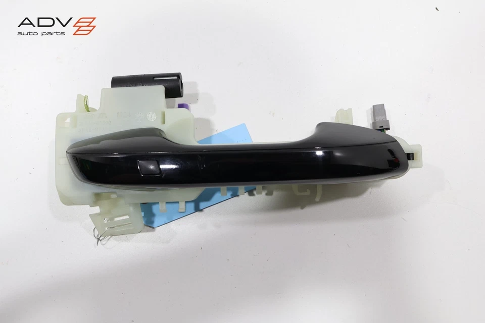 2021 - 2024 KIA SORENTO FRONT RIGHT PASSENGER SIDE EXTERIOR DOOR HANDLE OEM - Image 3 of 4