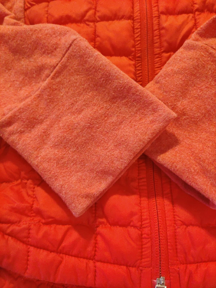 North Face Quilted Jacket Women's Small Thermoball Red - Image 4 of 4