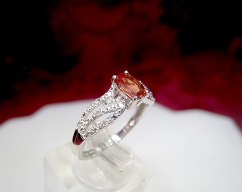 14K WHITE GOLD OVAL GARNET WITH DIAMOND ACCENTS BAND RING SIZE 7.25 - Picture 9 of 11