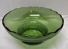 Vintage 1950's E.O. Brody CO. M2000 Cleveland Ohio Green Glass Dish Bowl Scallop