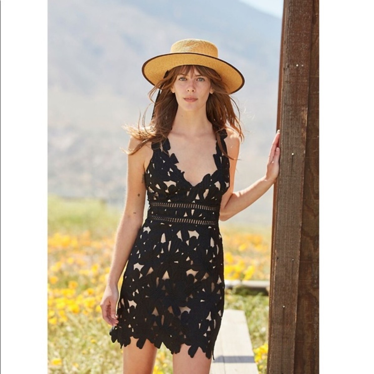 Free People Saylor Open Back Lace Mini Dress Size 2 D02 Free People Saylor Open Back Lace Mini Dress Size 2 D02