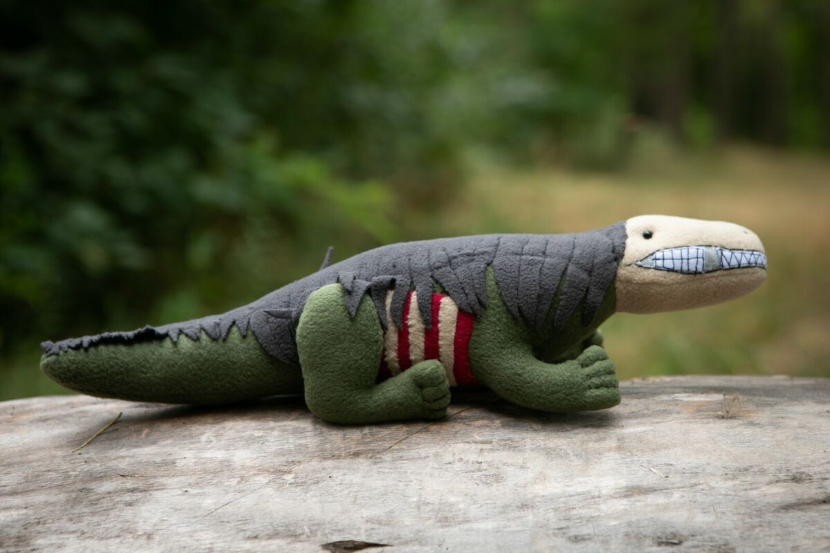 SCP 682 Reptile Plush Hard to Destroy Reptile Handmade Soft 