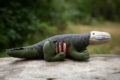  SCP 682 Reptile plush , Hard to destroy reptile handmade soft  decoration 15.7 x 5 in : Handmade Products