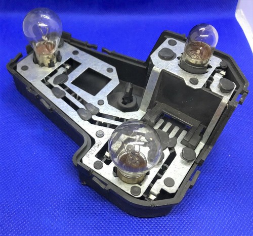 VW Sharan 7M Lampenträger Rückleuchte links 7M0945257A