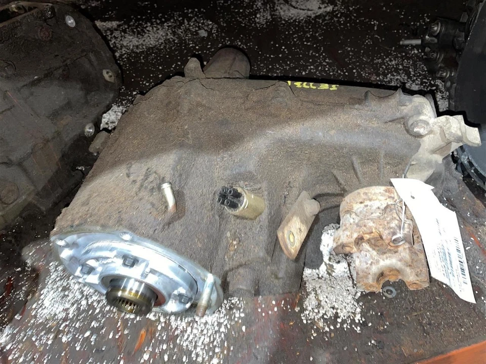 Transfer Case Model 231 4 Cylinder Fits 93-95 JEEP WRANGLER YJ Foto 2 de 4