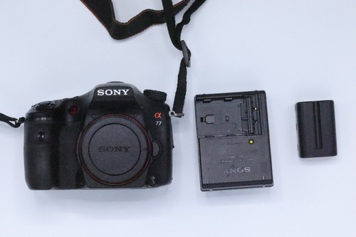 Sony Alpha 77 SLT-A77V DSLR Camera Sony body; charger, great working condition