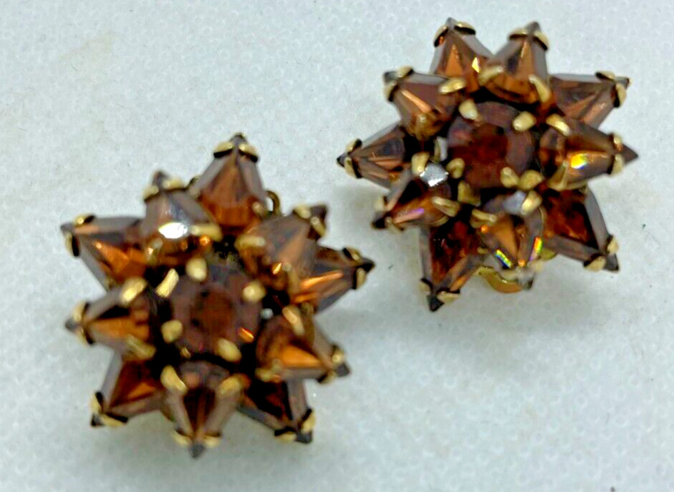 Adele Simpson Earrings Signed  Clip-on Estate Bro… - image 2