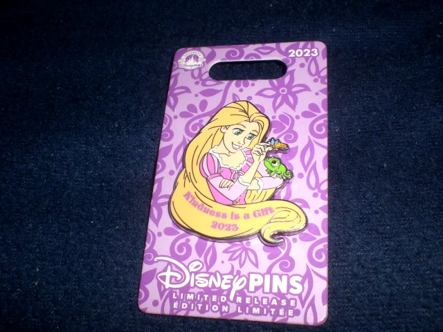 Disney 2023 KINDNESS IS A GIFT TANGLED RAPUNZEL & PASCAL LR Pin
