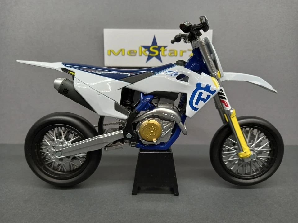 1/12 NewRay Husqvarna FS 450 2019 Supermoto Motard - Immagine 2 di 4