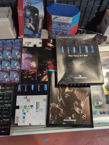 ALIENS Game in Box & The Expansion Set by Leading Edge Games HTF RPG Board Game - Picture 2 of 23