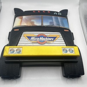 VTG 1988 Micro Machines Galoob Semi Truck 52 Toy Car Collector Carrying Case