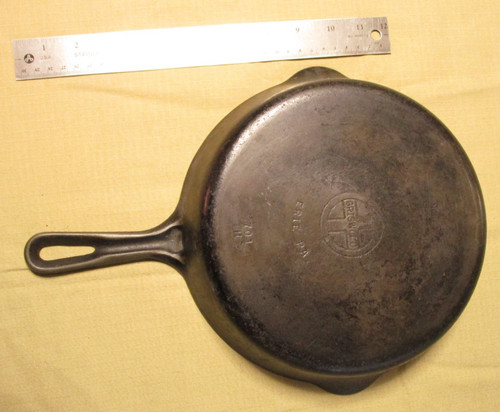 Vintage Griswold No 7 Cast Iron Skillet Small Block Logo 701 H, USA- u