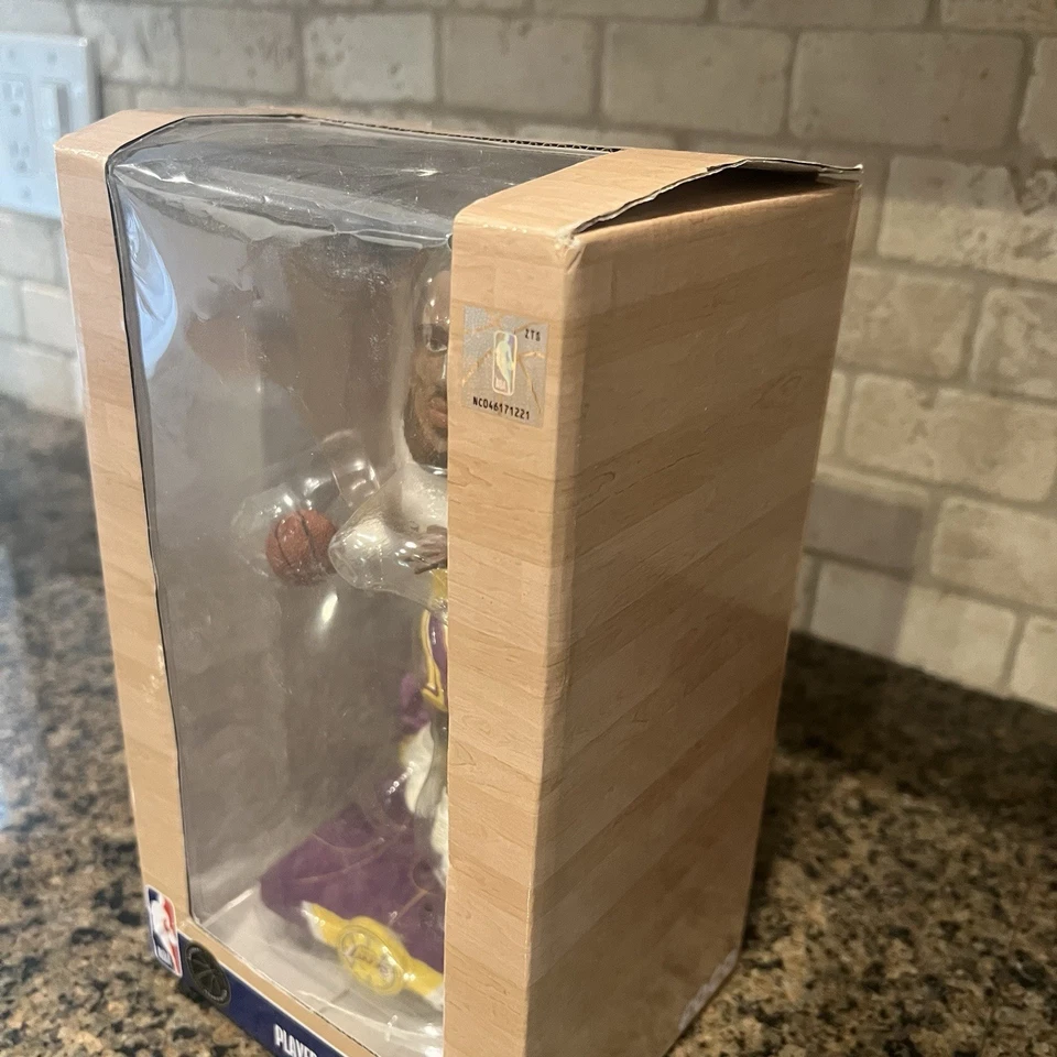 Lebron James Los Angeles Lakers "Highlight Series" Exclusivo NBA Bobblehead KING - Imagem 3 de 4