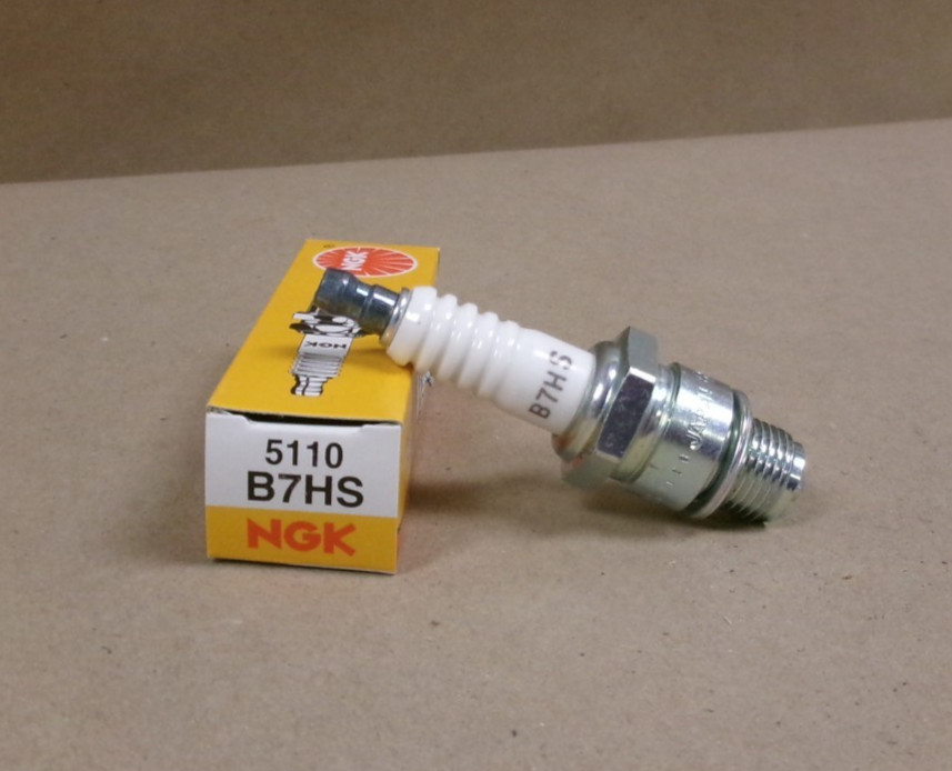 New NGK 5110 B7HS Spark Plug