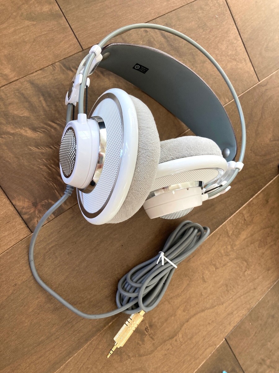 AKG K701 Premium Class Reference Headphones 2458X00180 (B AKG K701 Premium Class Reference Headphones 2458X00180 (B