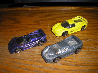 Lot of 3 Different Hot Wheels Matchbox Ferrari F-50 Super Sports Cars Free SHIP