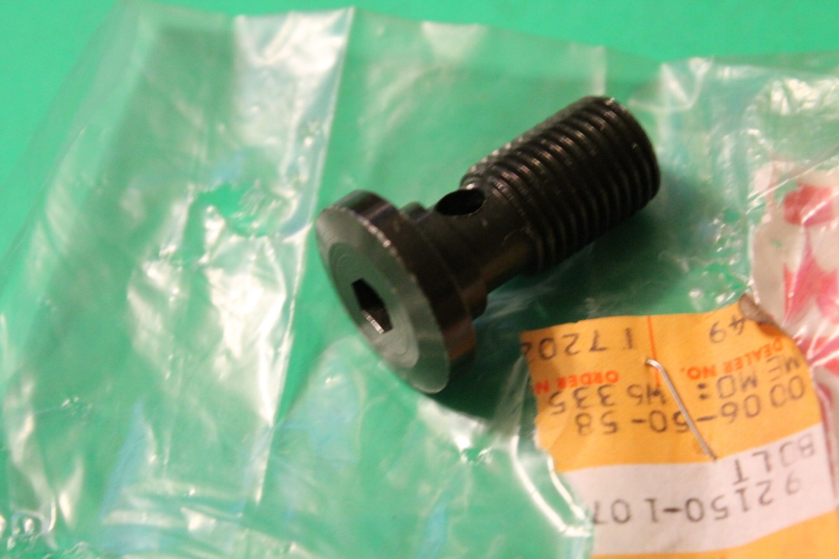 NOS Kawasaki OEM Bolt 1988-1990 ZX1000 1990-1999 ZX1100 92150-1078