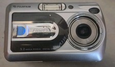 Fujifilm FinePix A330 3.2MP Digital Camera Vintage Y2K 📸✨