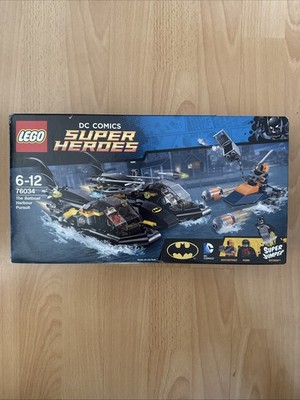 LEGO Dc Comics Super Heroes: Die Batboat-Verfolgungsjagd im Hafen (76034)