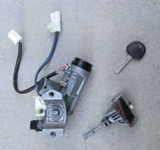 2011-2013 KIA SORENTO  IGNITION SWITCH door l...
