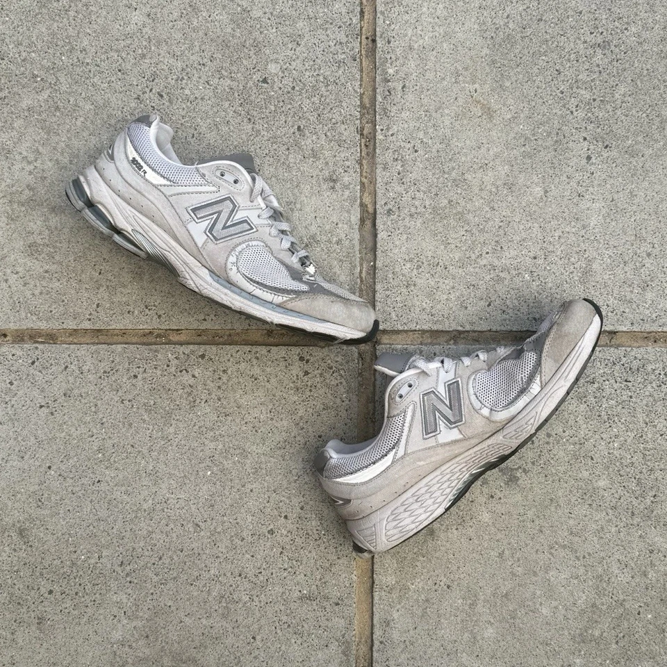 New Balance 2002R, photo 1 of 5