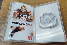 Madden NFL 12 (Sony PlayStation Portable, 2011) PSP CIB Complete with Manual