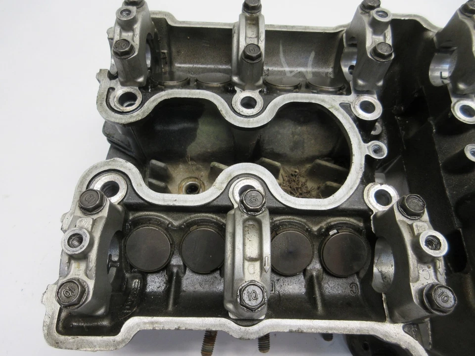 1982 HONDA CB900 CB 900 C CUSTOM CYLINDER HEAD - Image 3 of 4