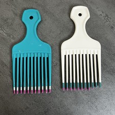 VTG Mebco Medium Lift Plastic Comb Turquoise & White Lot Of Two Made In USA