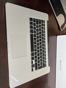 Apple MacBook Pro A1398 2012 / 2013 EMC 2512 Tastatur TrackPad Handauflage Baugruppe