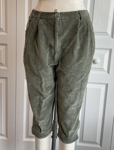 Fours Capri Pants Knickerbockers size 