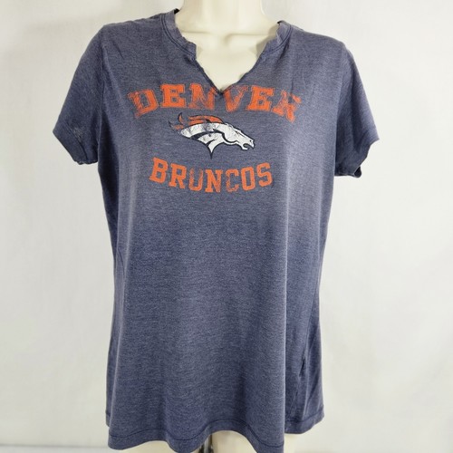 NFL Football Denver Broncos Women T Shirt Gray Size L Large V Neck Short Sleeve