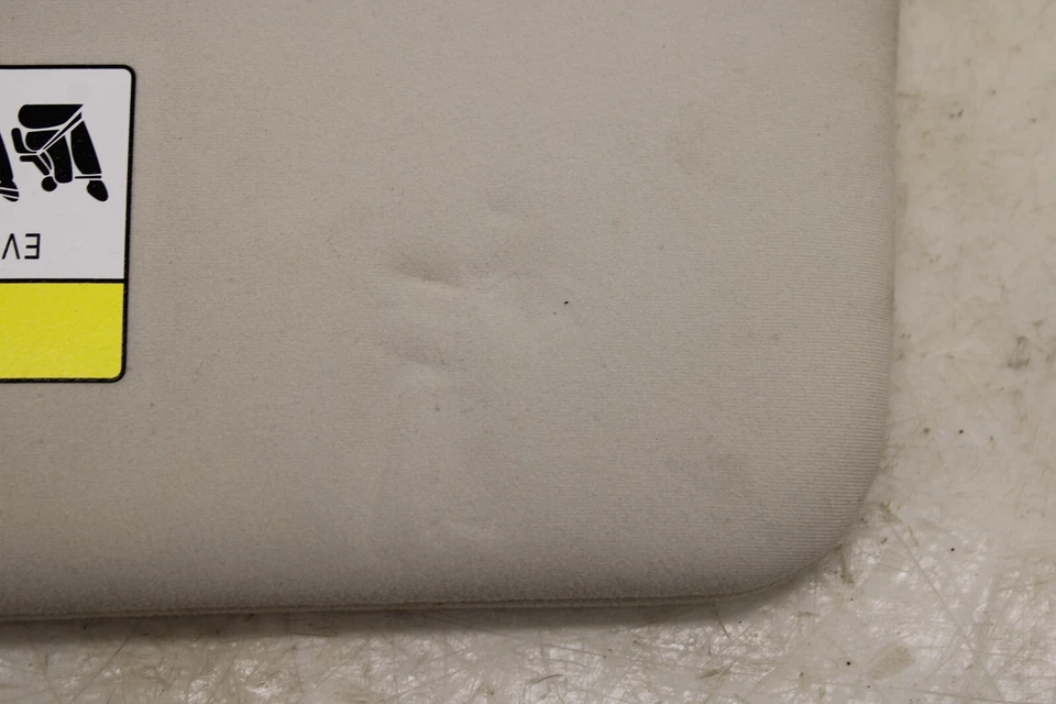 Оригинальный правый солнцезащитный козырек 2014–2017 Acura RLX IR122 - Изображение 2 из 4