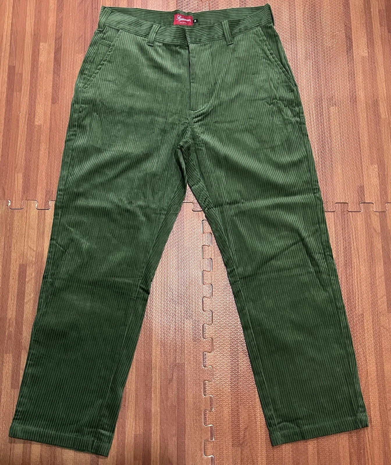 Pantalon velours côtelé vert Supreme homme taille 34x28 coupe ample classique