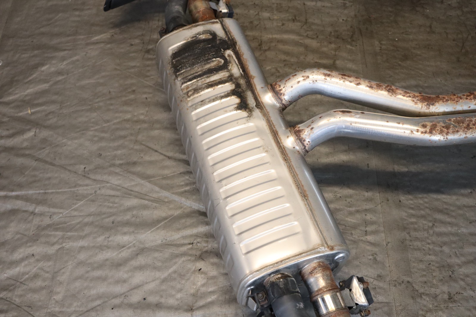 2018 2019 LAMBORGHINI URUS 4.0L OEM FACTORY CAT-BACK EXHAUST SYSTEM
