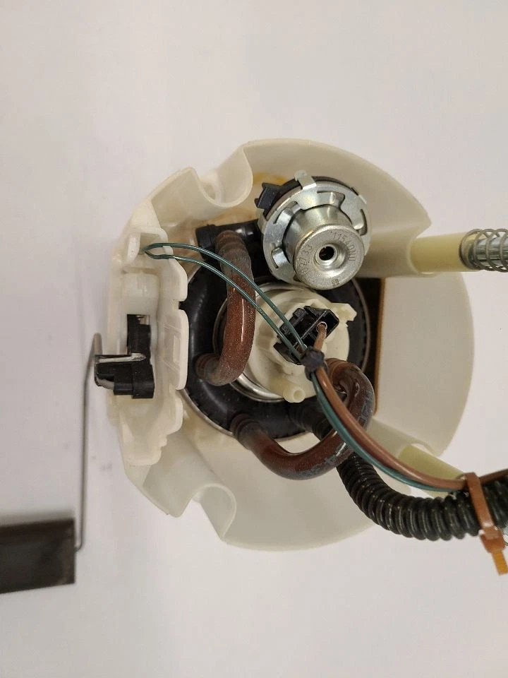 13-16 DODGE DART Fuel Pump Assembly Engine ID ED6 Federal 68166589AC Foto 2 de 4