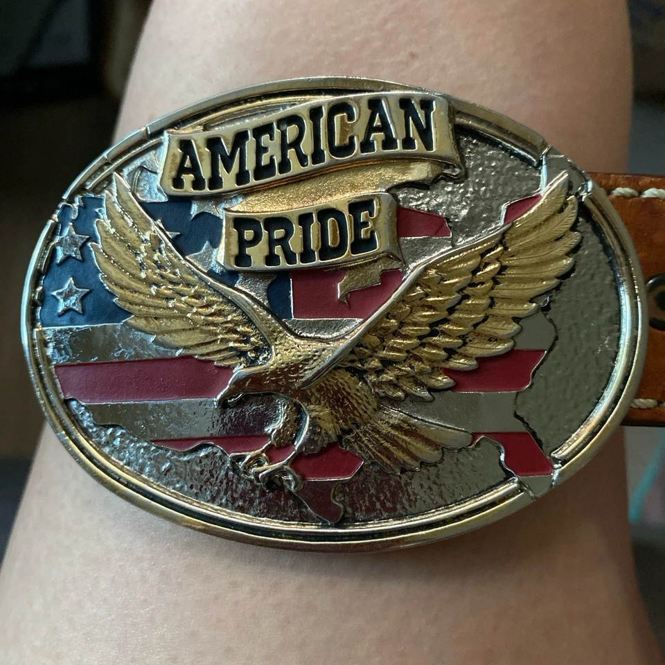 Authentic Tony Lama  C40064 tooled leather Belt Size 32   - Image 3 of 4