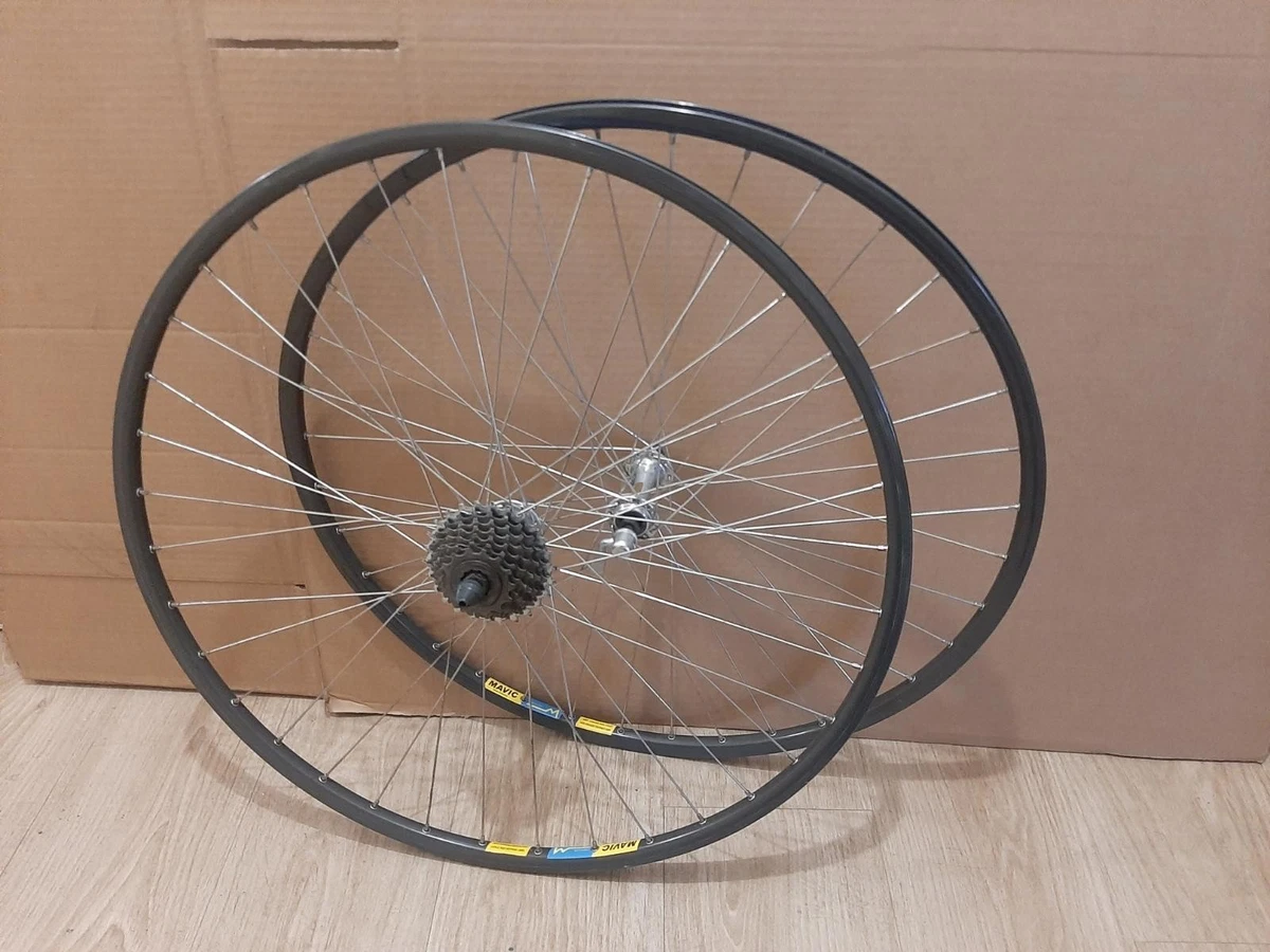 Roue Mavic Ancienne Pour Vélo – Pièce Vintage, état Fonctionnel, Quelques Marques