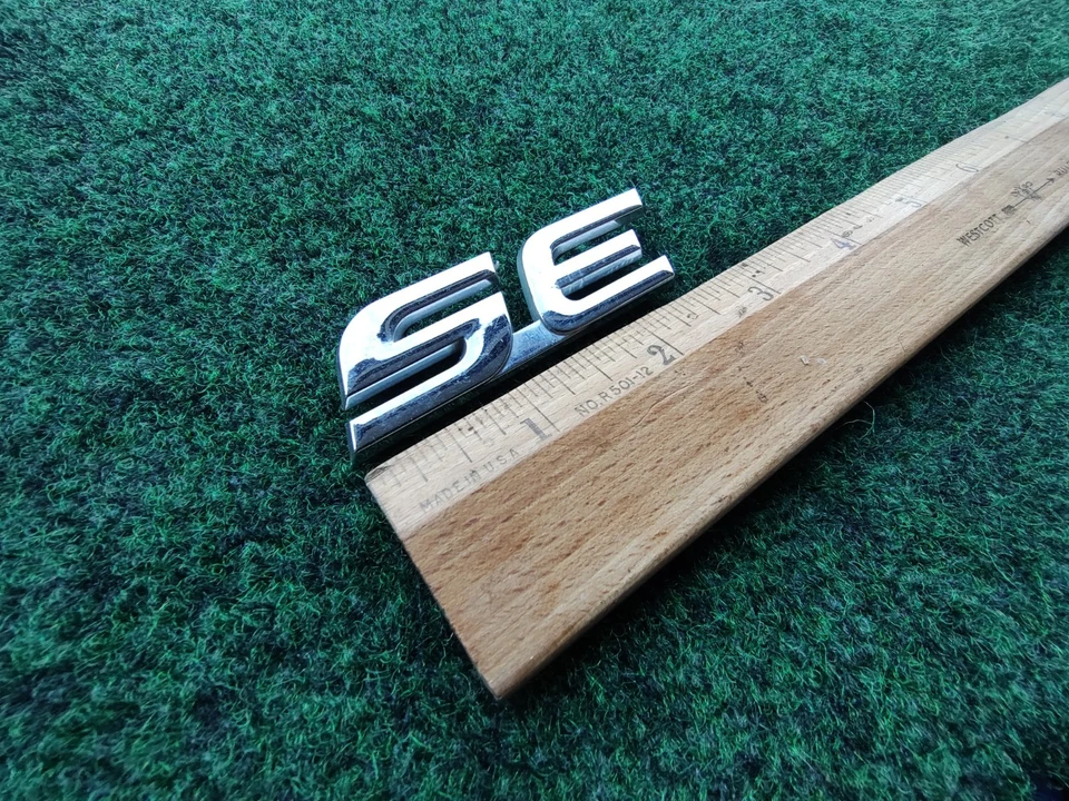 99 00 01 02 03 FORD WINDSTAR SE EMBLEMA TRASERO CROMADO LOGOTIPO INSIGNIA SÍMBOLO USADO 5S4 Foto 2 de 4