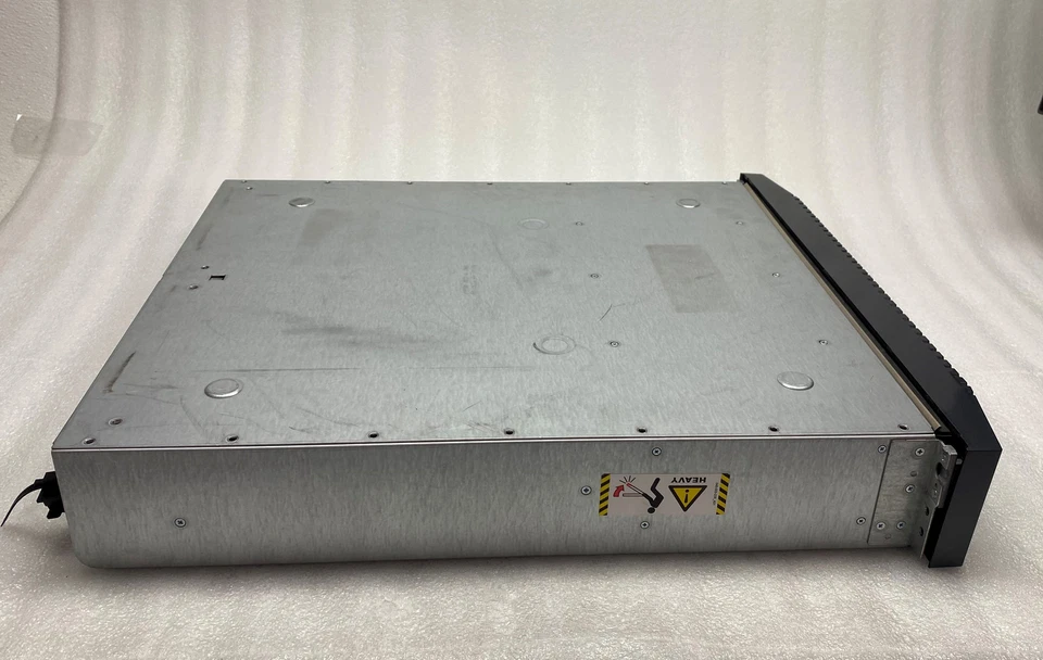 EMC2 EAE Hard Drive Array HDD Expansion Bay w/ 2x 303-137-000D 2x PSU TESTED - Image 4 of 4