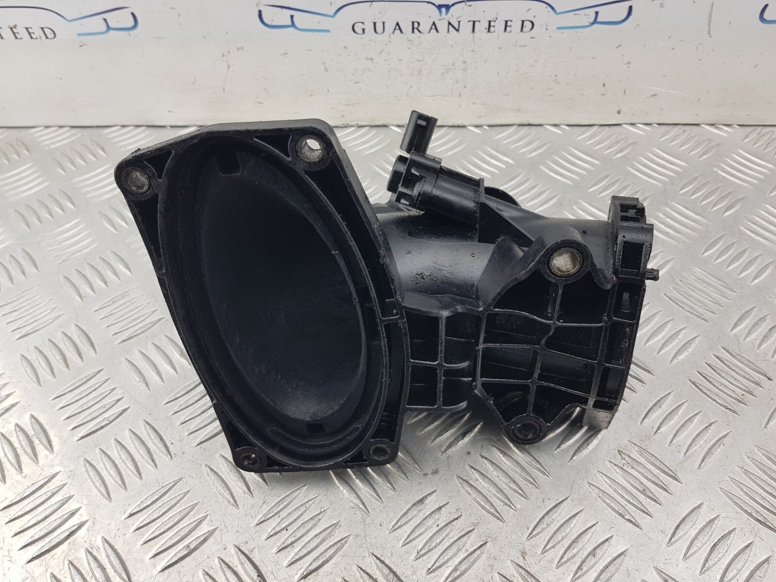 MERCEDES E CLASS AIR INTAKE PIPE HOSE A6510900028 W212 E200 2.1 DIESEL