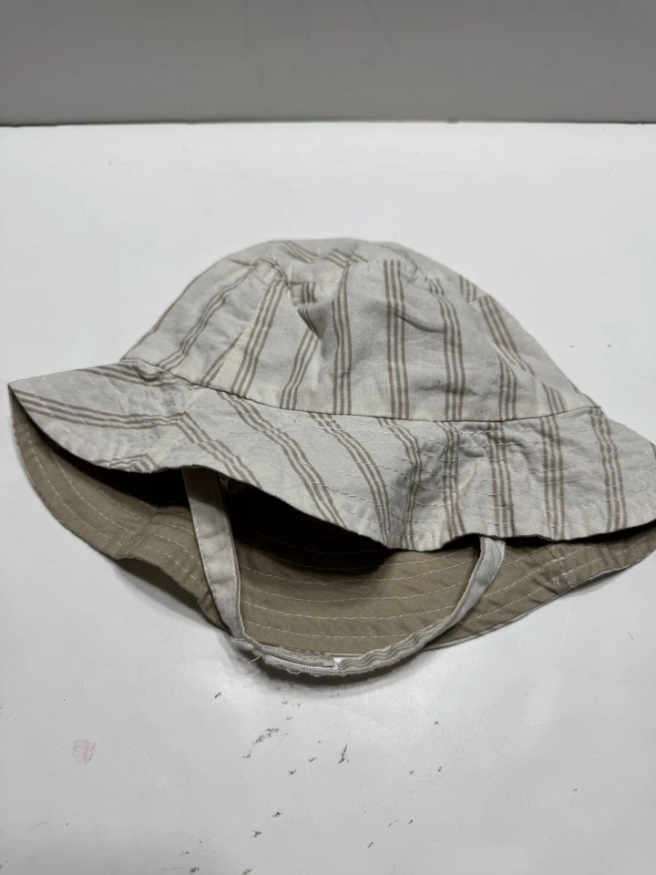 Sombrero para el sol Carter’s Toddler 24 meses rayas crema y beige Foto 2 de 4