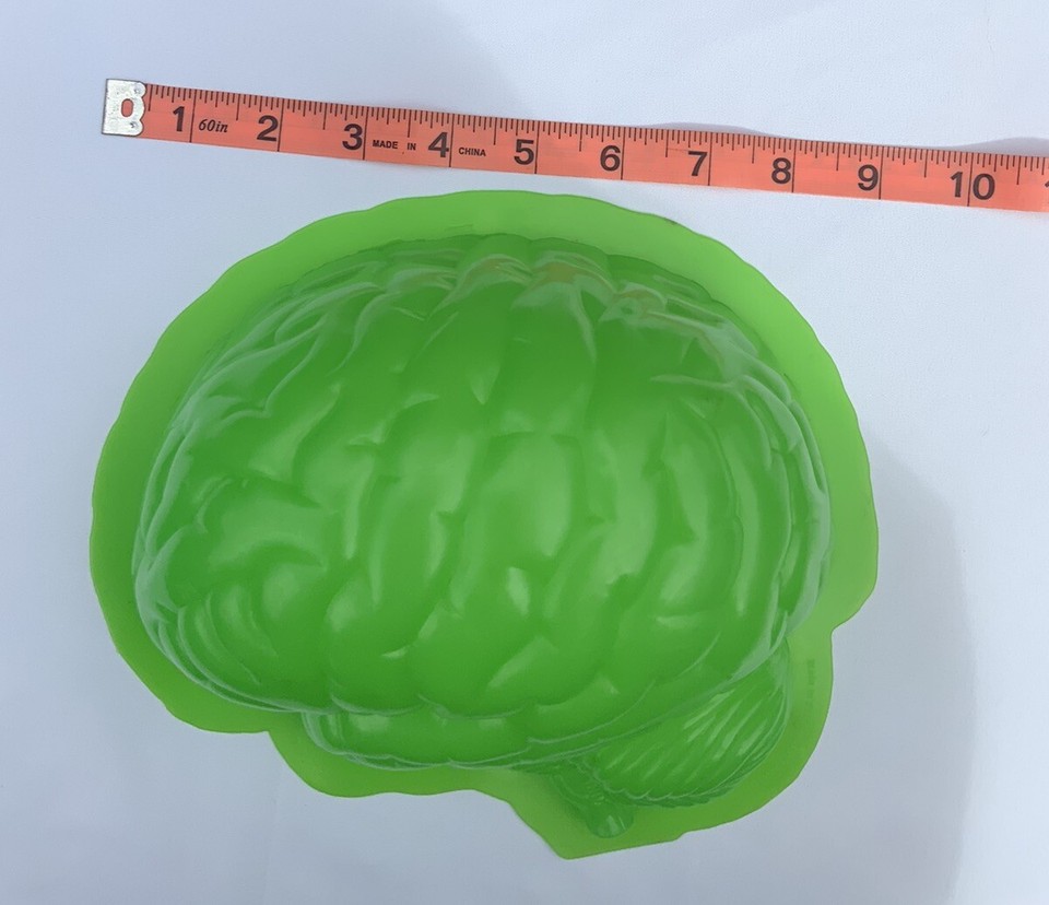 VINTAGE 1997 ZOMBIE BRAINB Jello Mold Halloween Gelatin Maker Slime