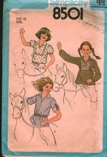 8501 Vintage Simplicity Sewing Pattern Girls 1970s Pullover Top 10 OOP Casual