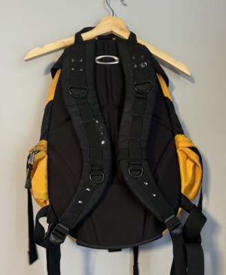 Oakley Icon 1.0 Backpack - Yellow/Black - Vintage - Genuine | eBay