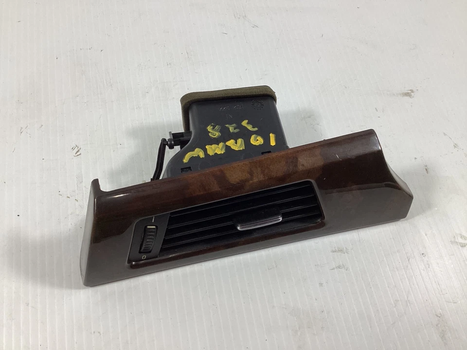 BMW 328i xDrive 2009-2011 tablero izquierdo del lado del conductor calefacción aire acondicionado ventilación 9130459 OEM. Foto 3 de 4