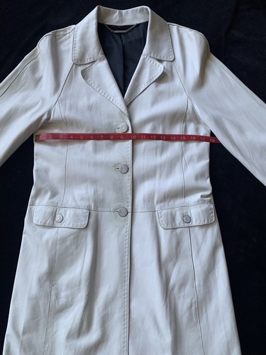 Ellie Tahari White Learher Coat size M - Picture 7 of 9