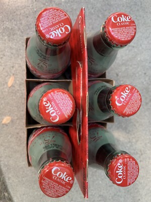 2006 Coca-Cola 75th Anniversary Santa Holiday 6-pack 8 oz Bottle