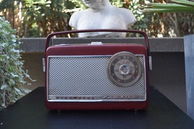 Nordmende Mambino Kofferradio portable radio made in Germany vintage alt Radio