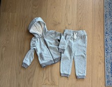 Splendid heathered gray hoodie and pant set - size 3T