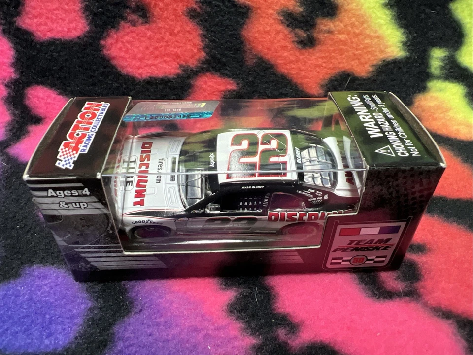 Neumático descuento Ryan Blaney #22 Mustang 2016 diecast 1:64 Foto 2 de 4